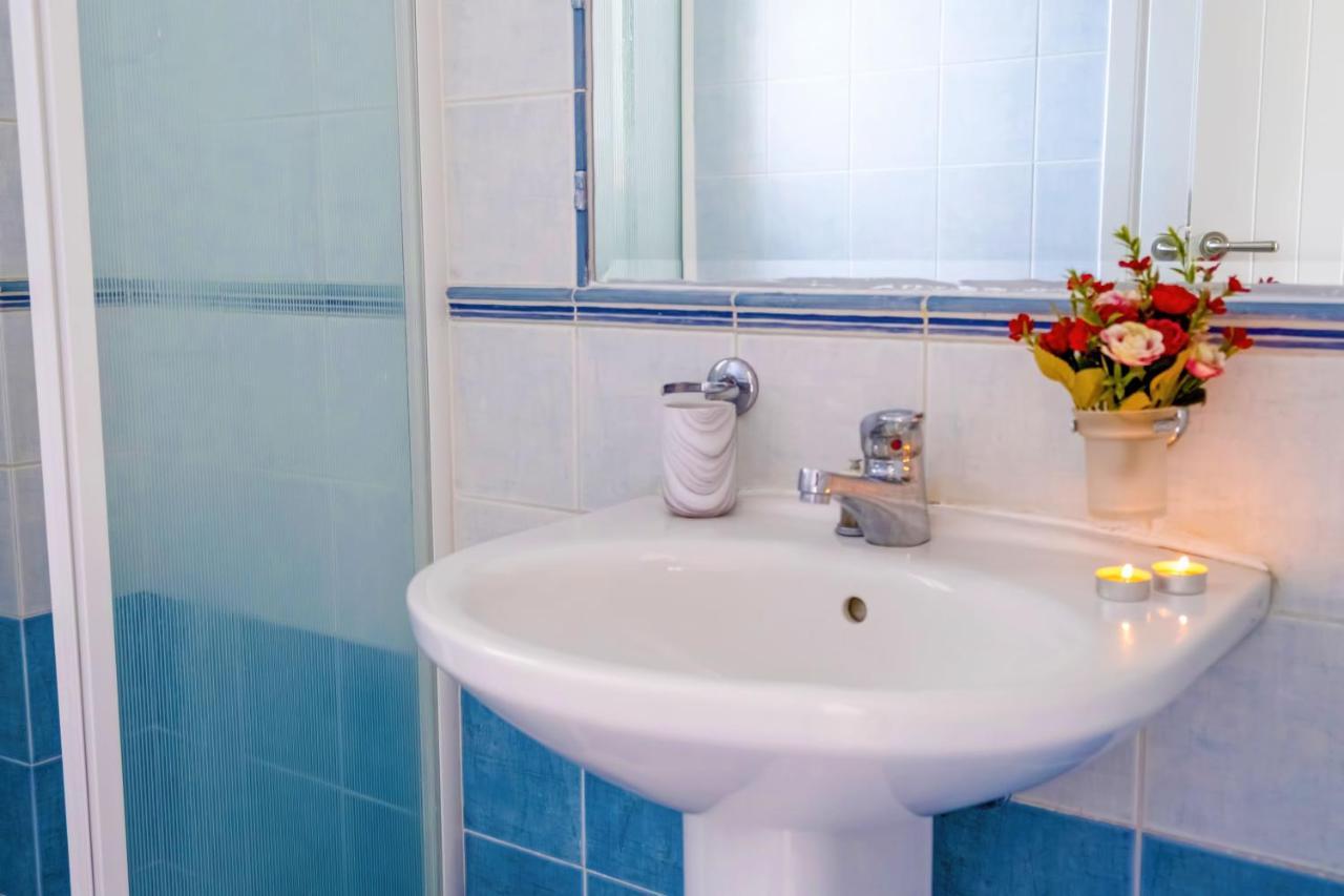 Villa Afroditi In Chania Near Airport With Private Pool, Free Wi-Fi, Souda Bay Views, Garden Oasis Kounoupidhianá Exterior foto