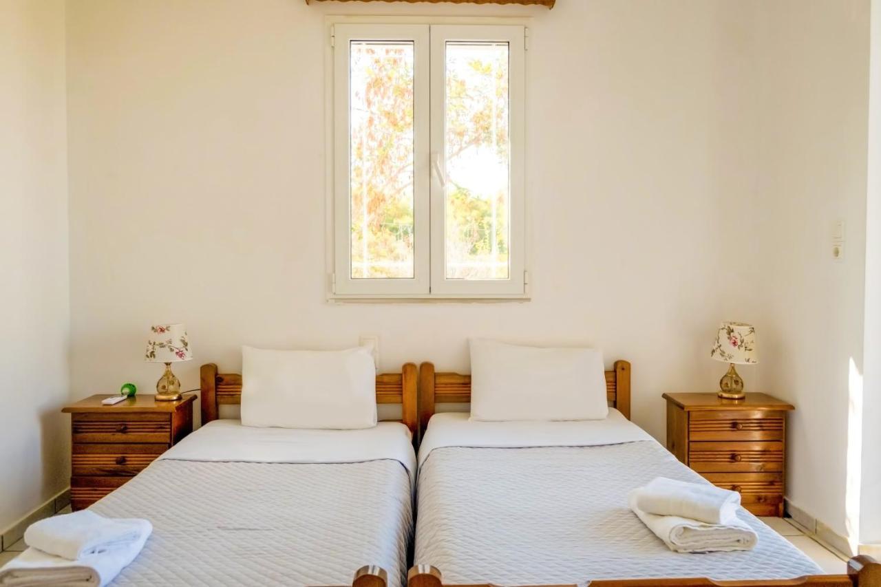 Villa Afroditi In Chania Near Airport With Private Pool, Free Wi-Fi, Souda Bay Views, Garden Oasis Kounoupidhianá Exterior foto